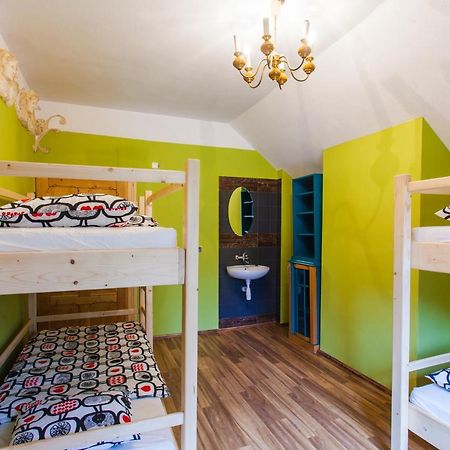 Hostel Krokus カルパッチ エクステリア 写真