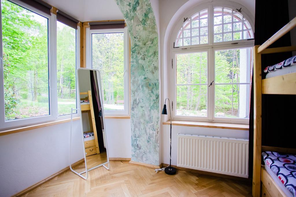 Hostel Krokus カルパッチ エクステリア 写真